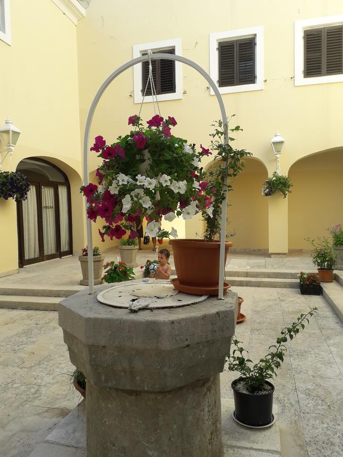 מאלינסקה Apartments And Rooms Haludovo - Ribarsko Selo מראה חיצוני תמונה