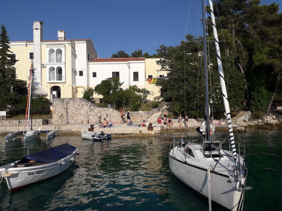 מאלינסקה Apartments And Rooms Haludovo - Ribarsko Selo מראה חיצוני תמונה