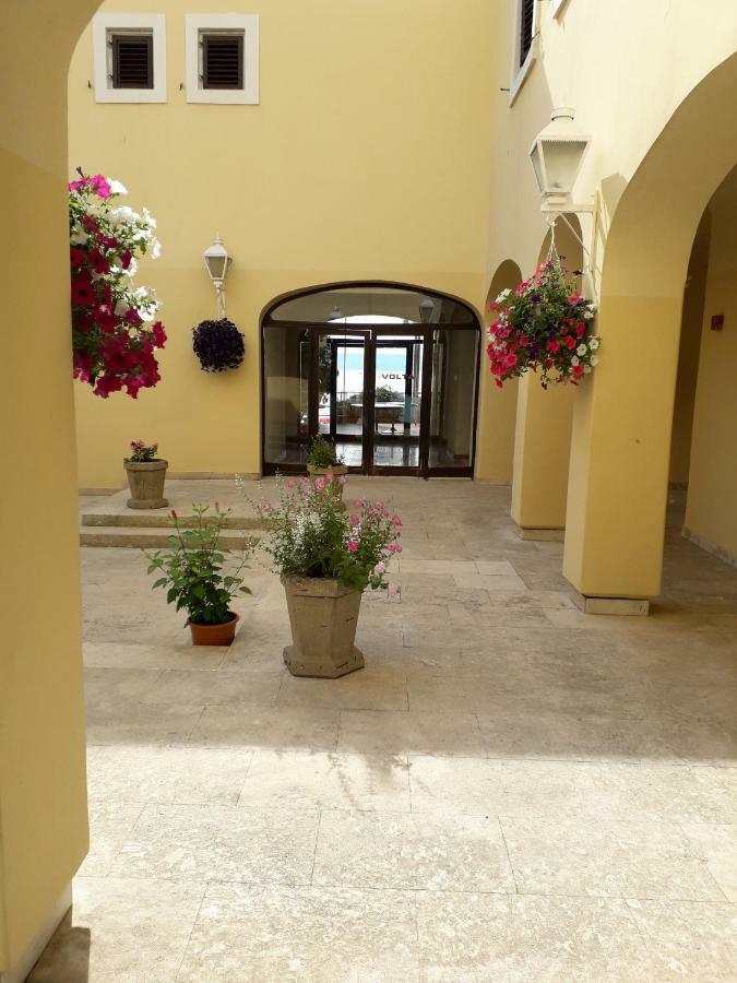 מאלינסקה Apartments And Rooms Haludovo - Ribarsko Selo מראה חיצוני תמונה